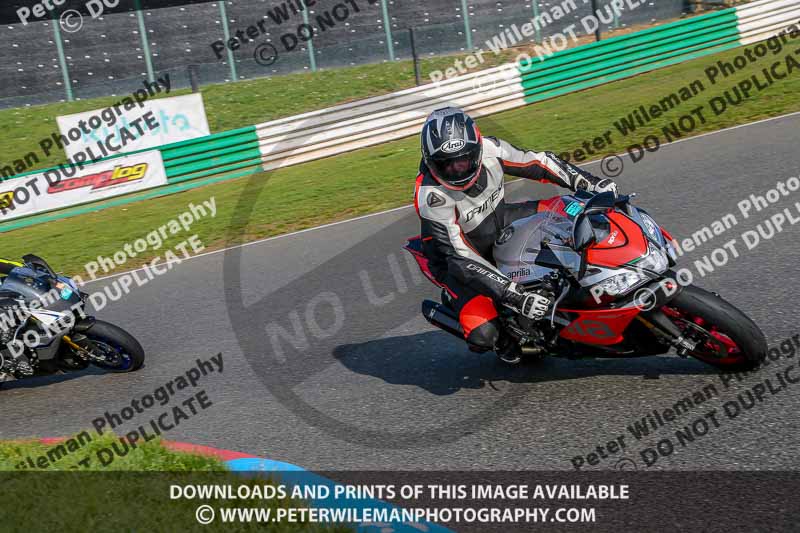PJM Wedding Photography;enduro digital images;event digital images;eventdigitalimages;mallory park;mallory park photographs;mallory park trackday;mallory park trackday photographs;no limits trackdays;peter wileman photography;racing digital images;trackday digital images;trackday photos